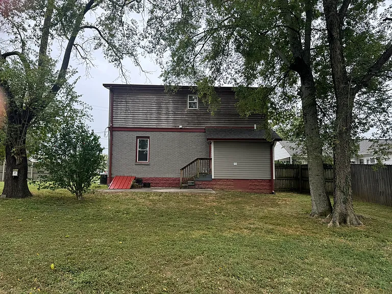 2700 Buchanan St — Photo 32