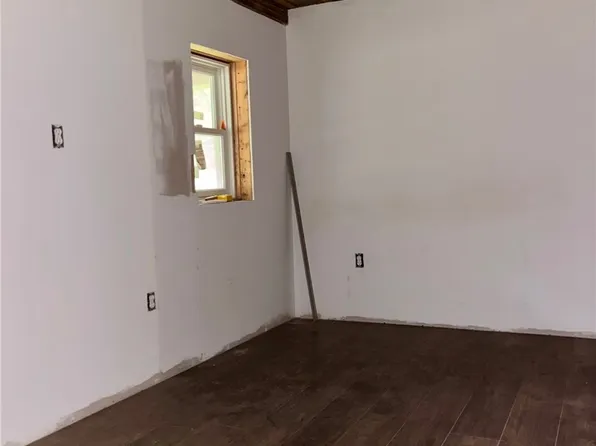 3043 College Ave, Corning, NY 14830