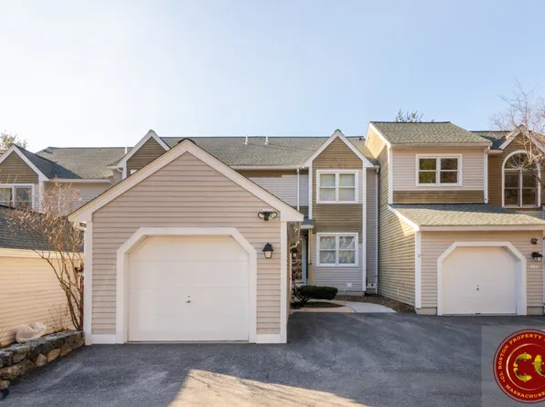 184 Bishops Forest Dr, Waltham, MA 02452