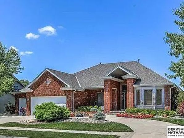 5902 S 118th Plz