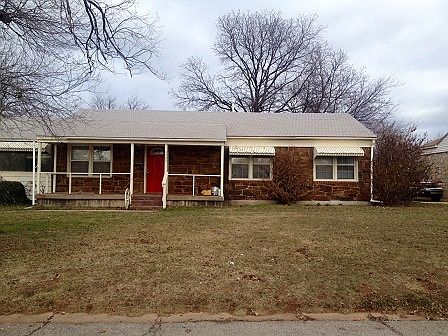 1st image of 4405 SE 23rd St