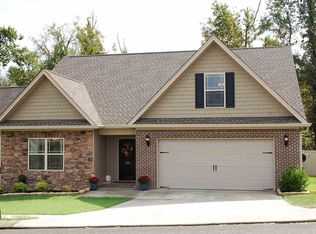 3062 Pin Oaks Cir NE, Cleveland, TN 37323