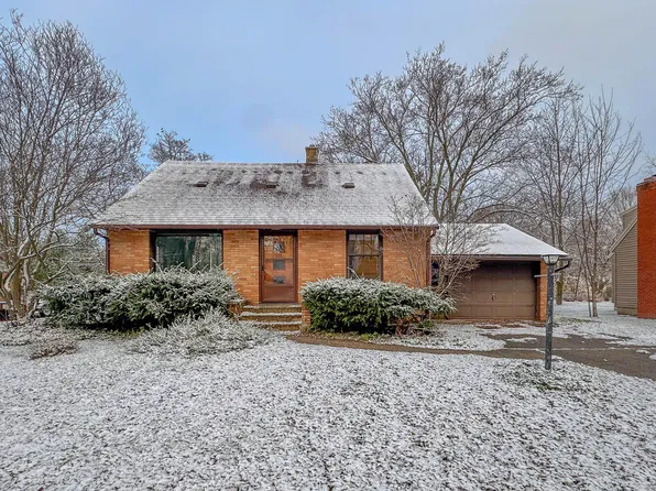 111 E 37th St, Holland, MI 49423