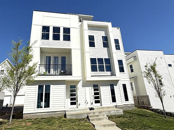 2nd image of 234 Oceola Ave