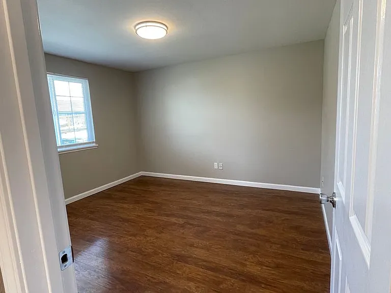 Albany Meadows Apartments — Photo 95