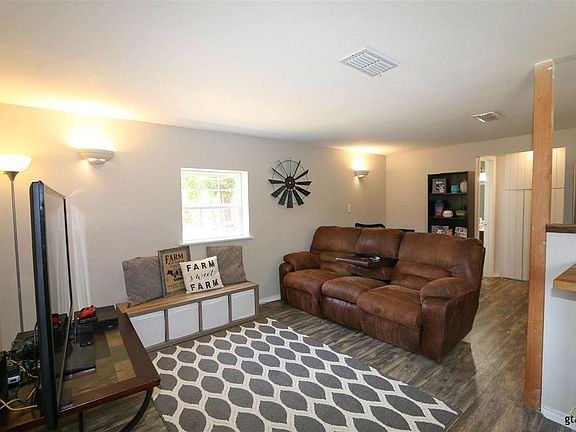 2nd image of 312 County Road 1510