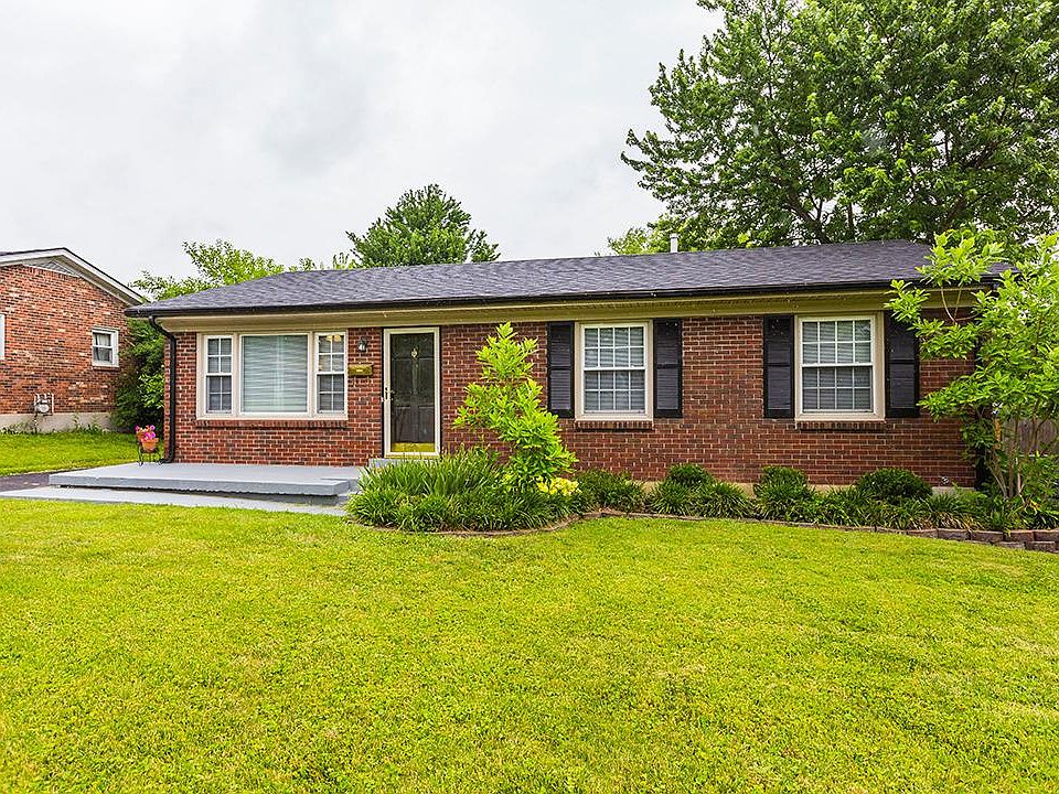 1st image of 549 Folkstone Dr