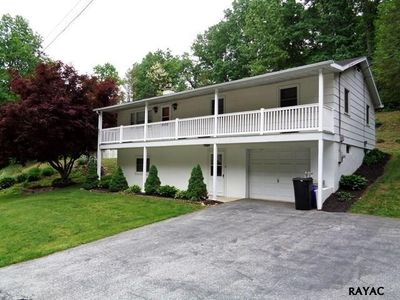 2931 Martin Dr, Seven Valleys, PA, 17360