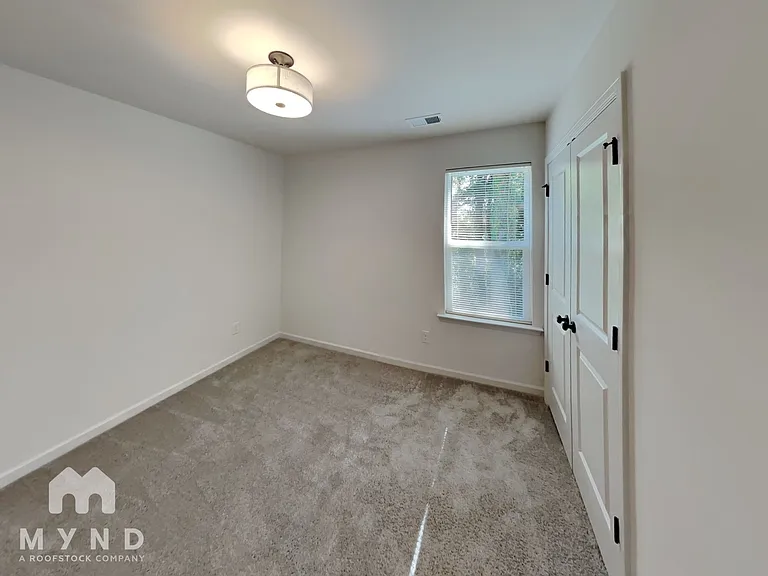 8019 Pleasant Grove Rd — Photo 22