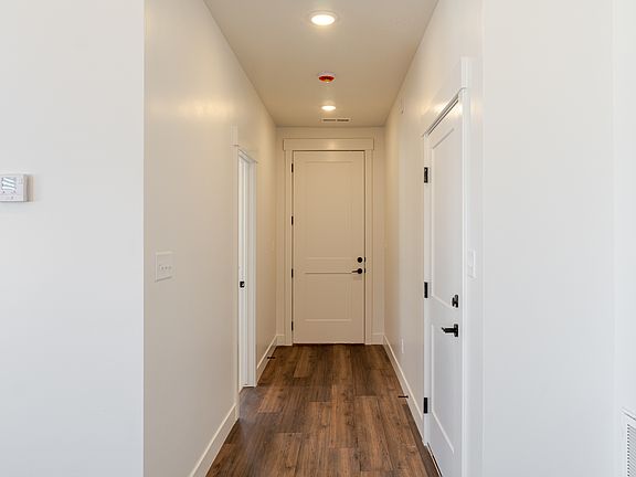 3rd image of 3073 W Ekko View Loop