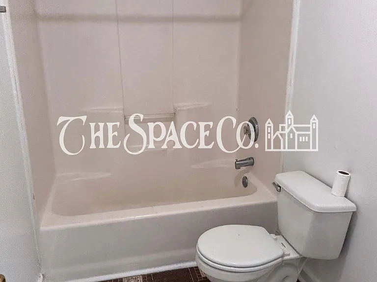 3000 Chicora Ave #4 — Photo 4