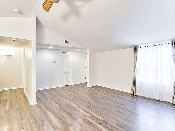 5th image of 865 Duke Ave