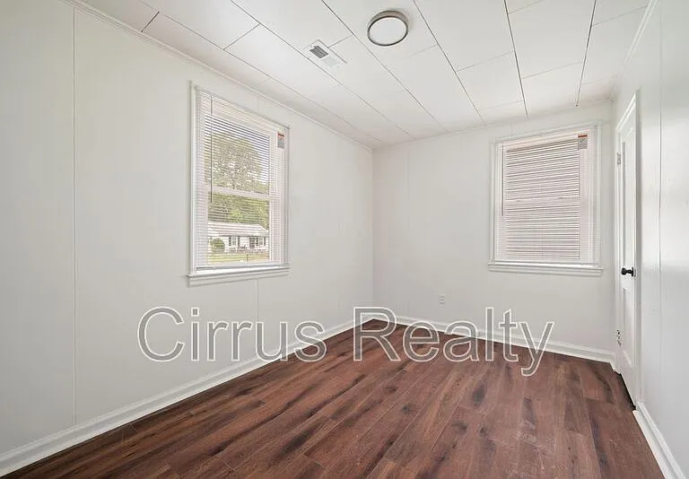 2822 Ryland Rd — Photo 10