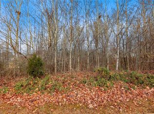 3525 Doral Ct, Tobaccoville, NC 27050