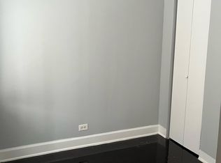 7642 S Kingston Ave #1, Chicago, IL 60649
