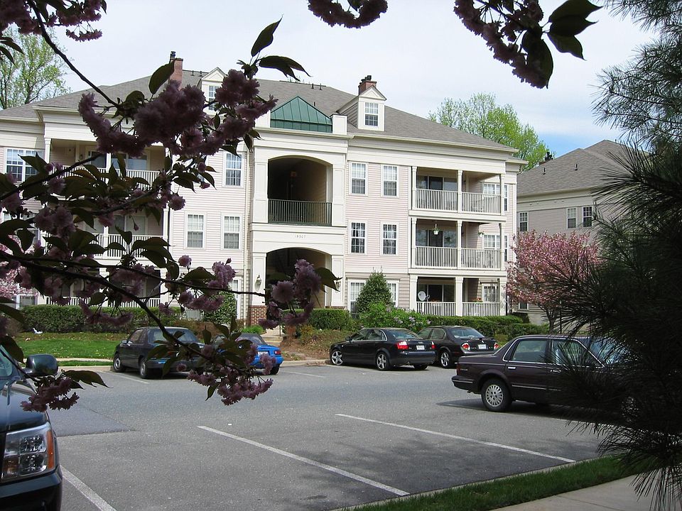 1st image of 15307 Diamond Cove Ter #6-G