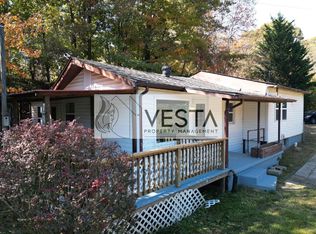 78 Old Oak Hill Rd, Candler, NC 28715