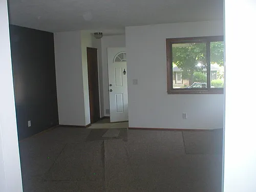 3223 Indiana Ave N Photo 1