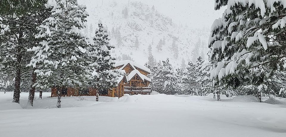 2nd image of 13515 Entiat River Rd