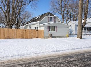 261 N Mary St, Marine City, MI 48039