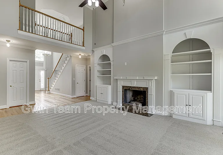 9345 Riverclub Pkwy — Photo 12