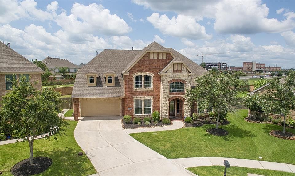 1st image of 1567 Segovia Dr