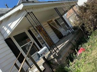 2401 1st St, Eldorado, IL 62930