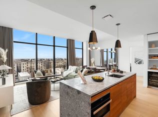 21-21 31st Rd PENTHOUSE B, Astoria, NY 11106