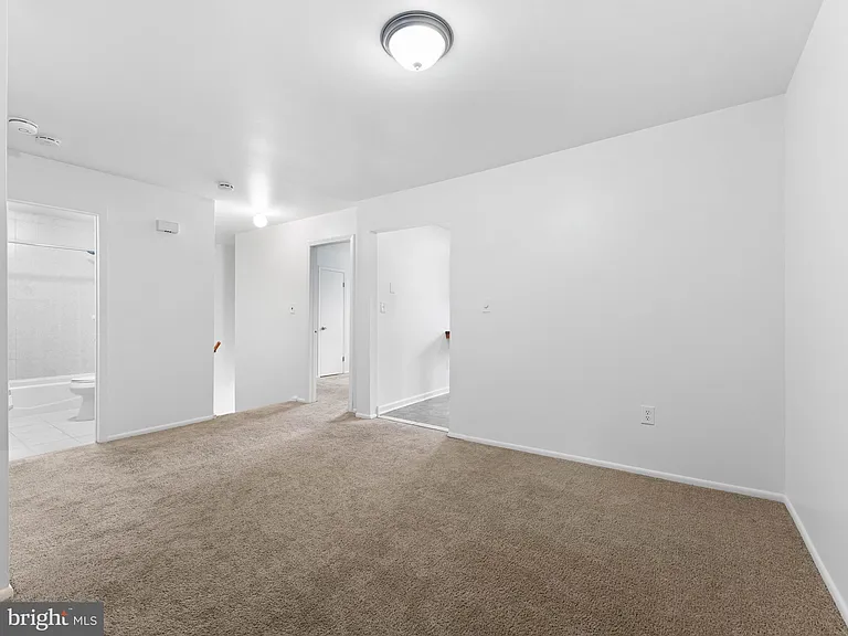 1809 Silver Ct — Photo 6
