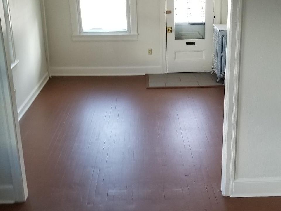 Livingroom and dining room.