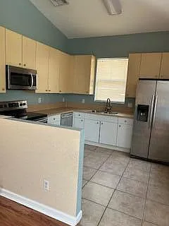 5642 Sunberry Cir — Photo 3