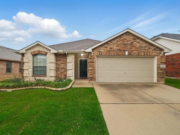 4528 Sleepy Meadows Dr, Fort Worth, TX 76244