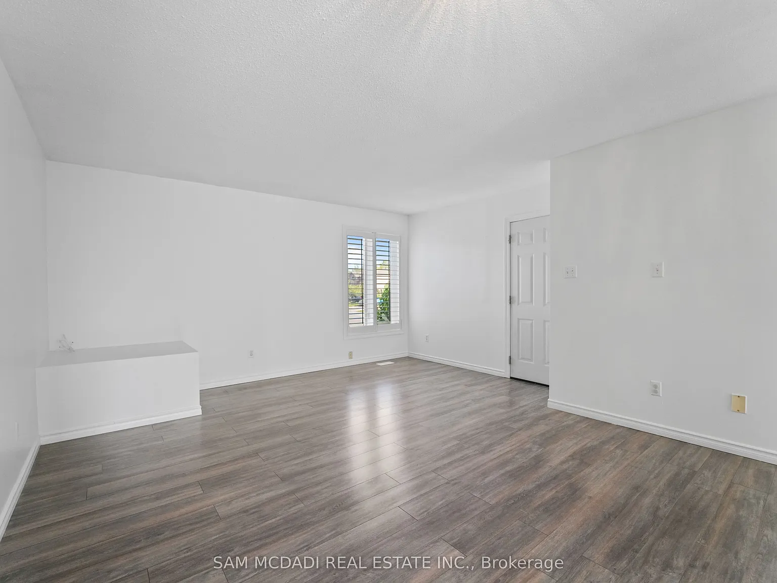 3 bed, $2,700 — Photo 4