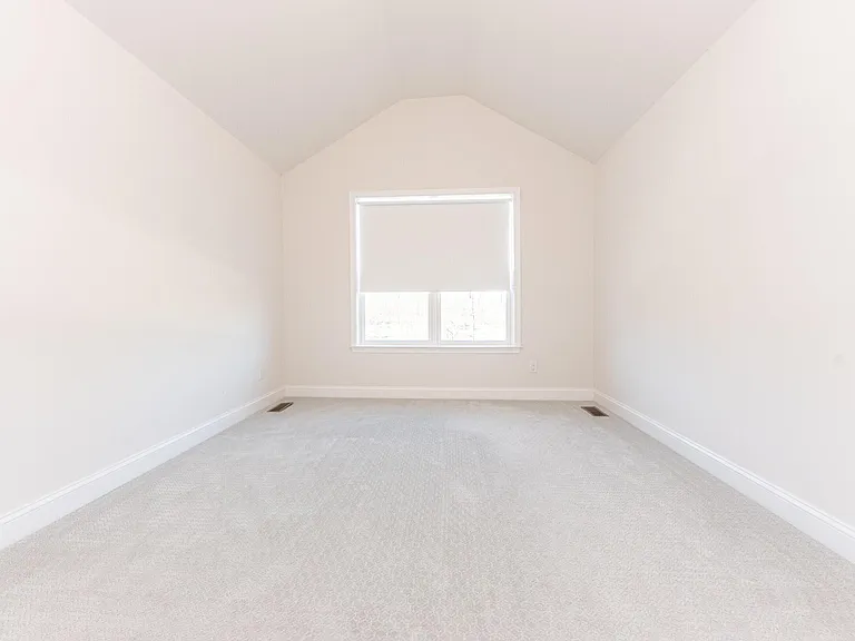 3341 Roseford Blvd — Photo 25