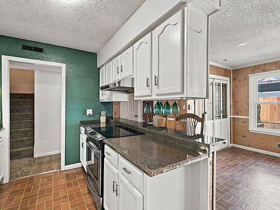 3rd image of 4001 Anderson Rd Unit I56