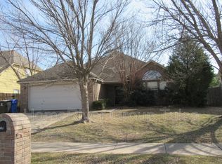 3041 W Oakland St, Broken Arrow, OK 74012