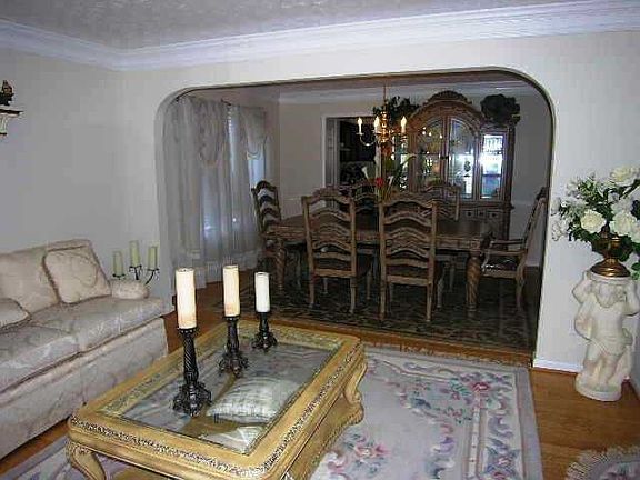 4th image of 3845 Fryeburg Ln