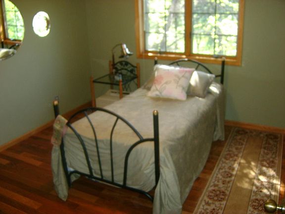 5th image of 3828 Fairview Dr