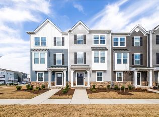 108 Fost Blvd, Moyock, NC 27958