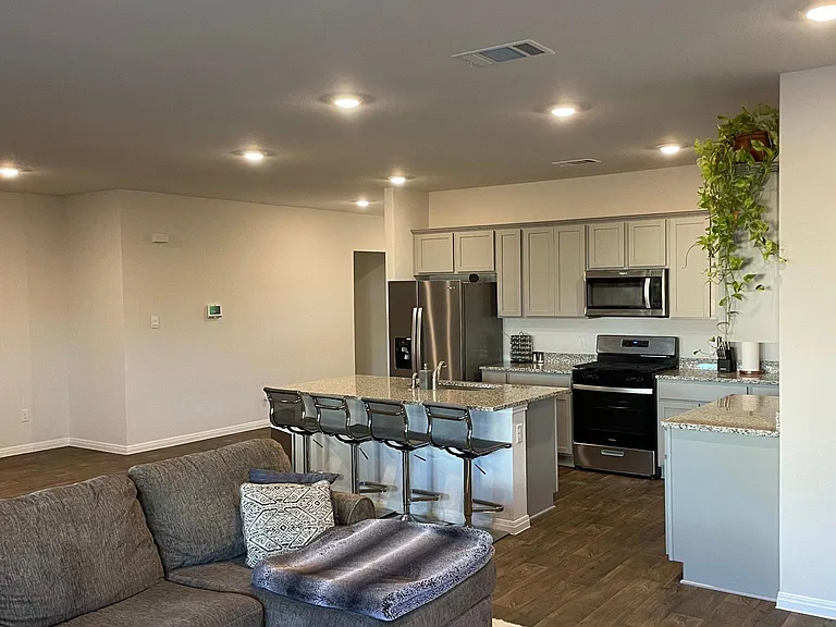 226 Evergreen Sumac Loop — Photo 9