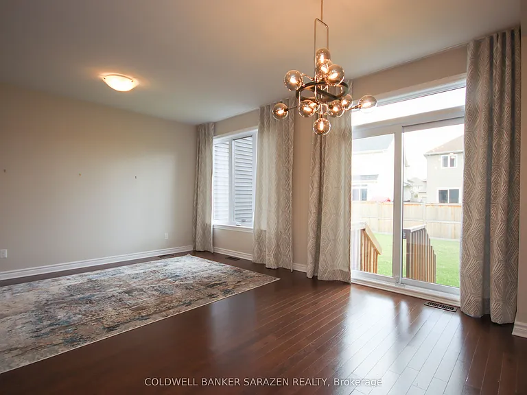 4043 Kelly Farm Dr — Photo 10