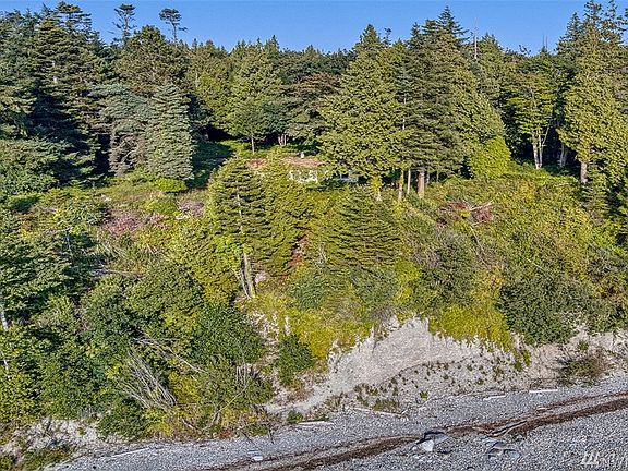 5th image of 8291 Semiahmoo Dr