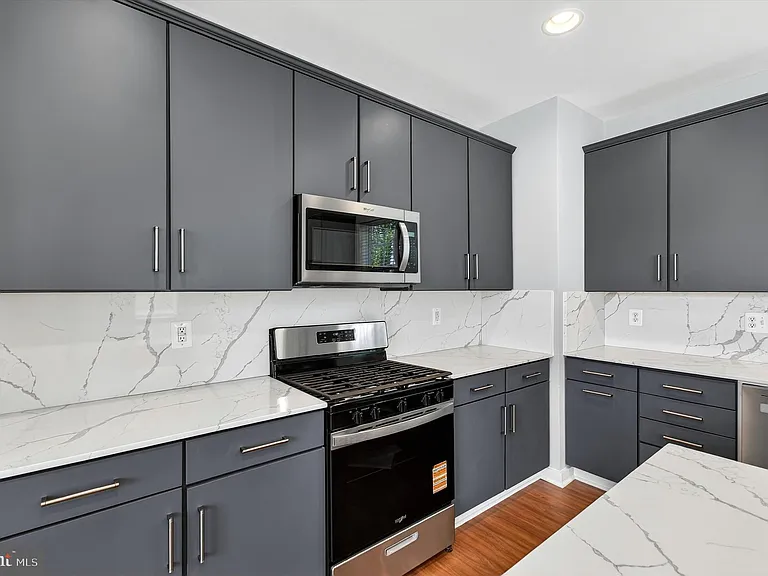 22463 Verde Gate Ter — Photo 11