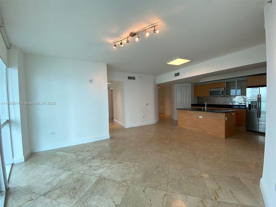 1st image of 480 NE 30th St APT 1501