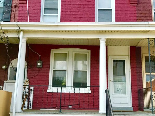 736 E Walnut St