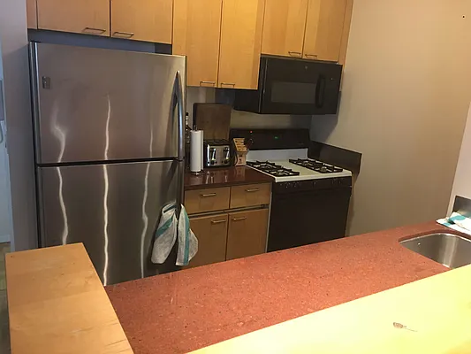 Rented by New York City Apartments | media 32