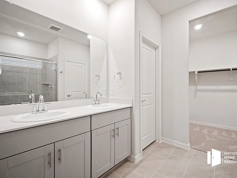 1505 Wind Springs Dr — Photo 8