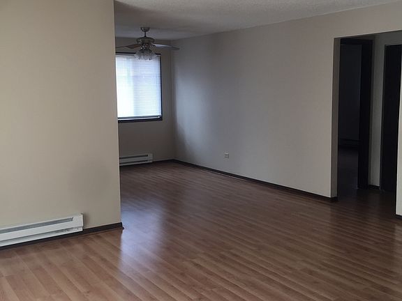2nd image of 5160 Thomas Dr APT 3W
