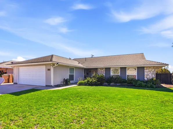 2104 Dunnigan St, Camarillo, CA 93010