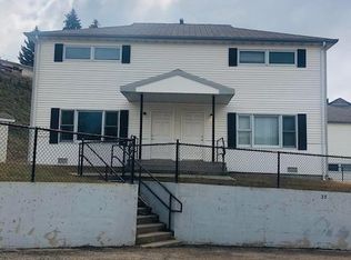 1326 3rd St NE, Minot, ND 58703